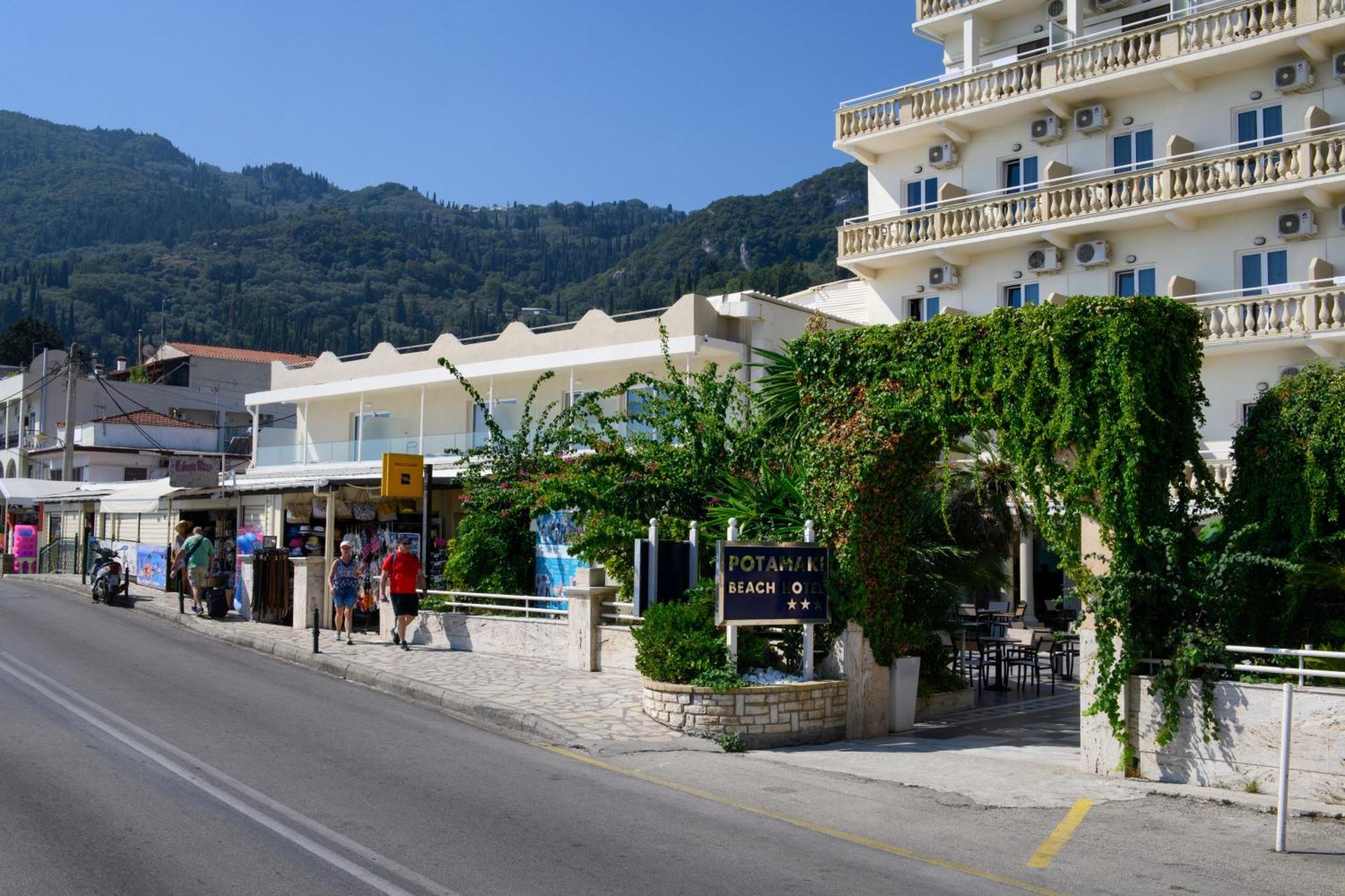 Potamaki Beach Hotel Benitses  Exterior photo